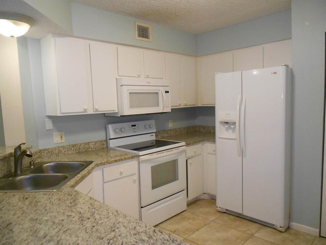 300 Scotia Drive - Photo 1