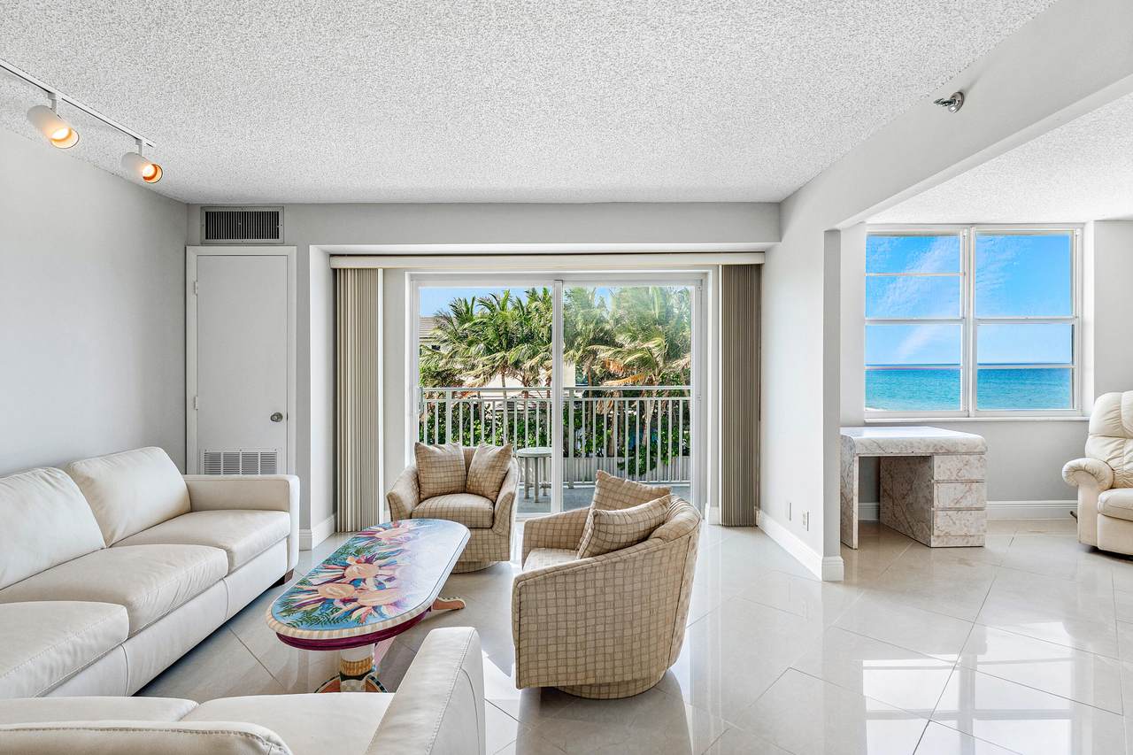 https://bt-photos.global.ssl.fastly.net/beaches/1280_boomver_2_R11124936-2.jpg
