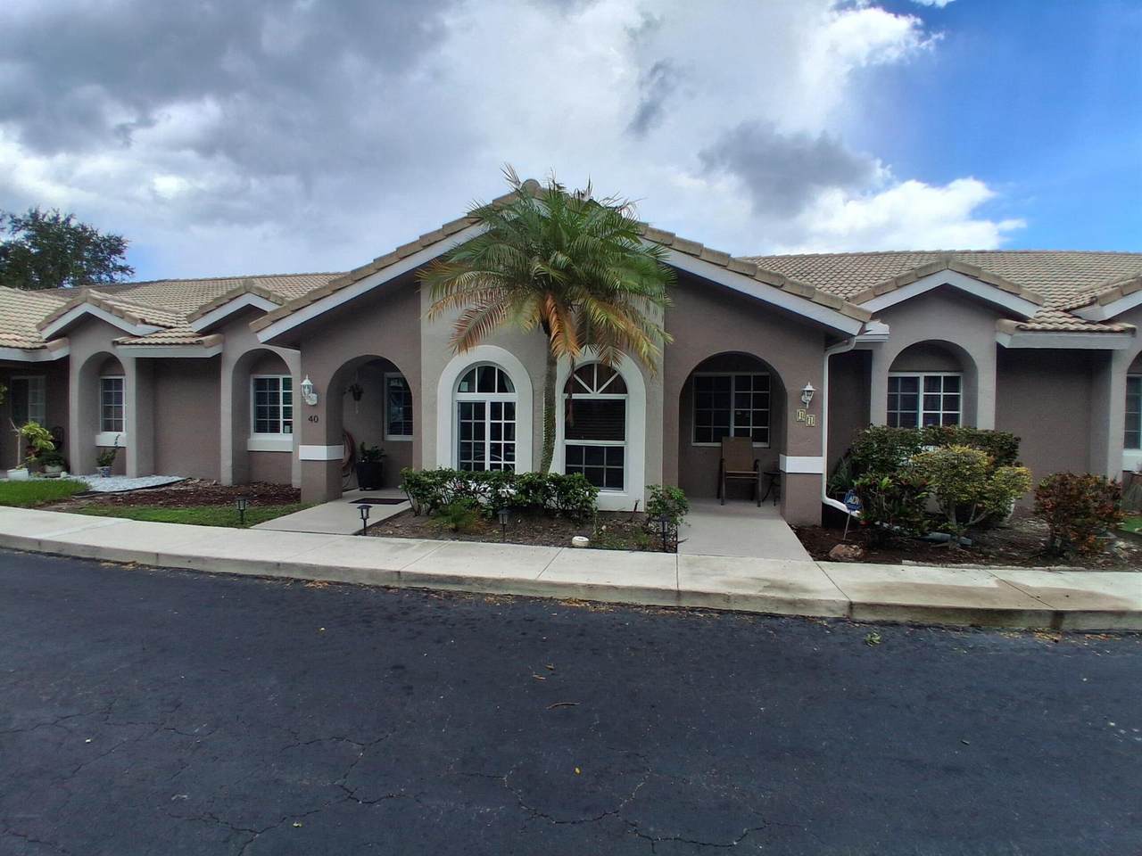 3181 Holiday Springs Boulevard - Photo 1