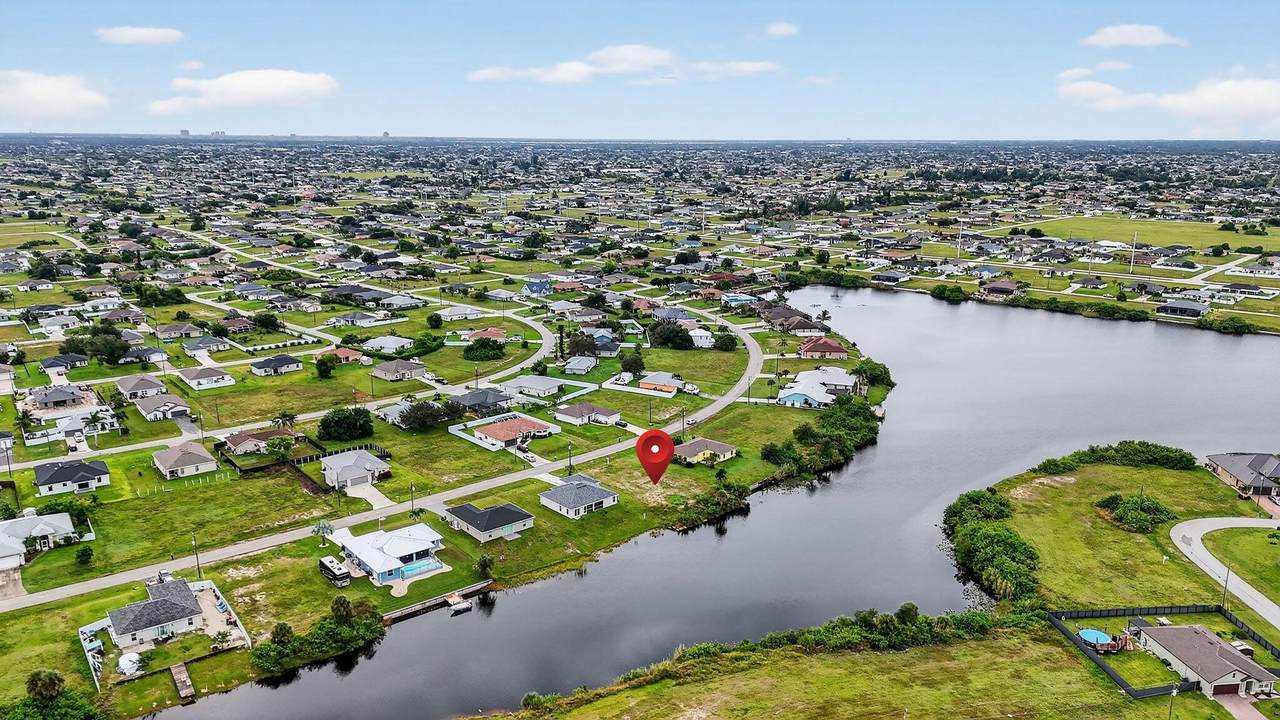 2616 4th Place - Photo 1