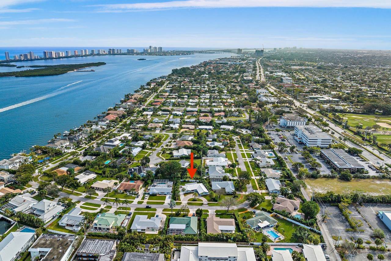 130 Gulfstream Road - Photo 1