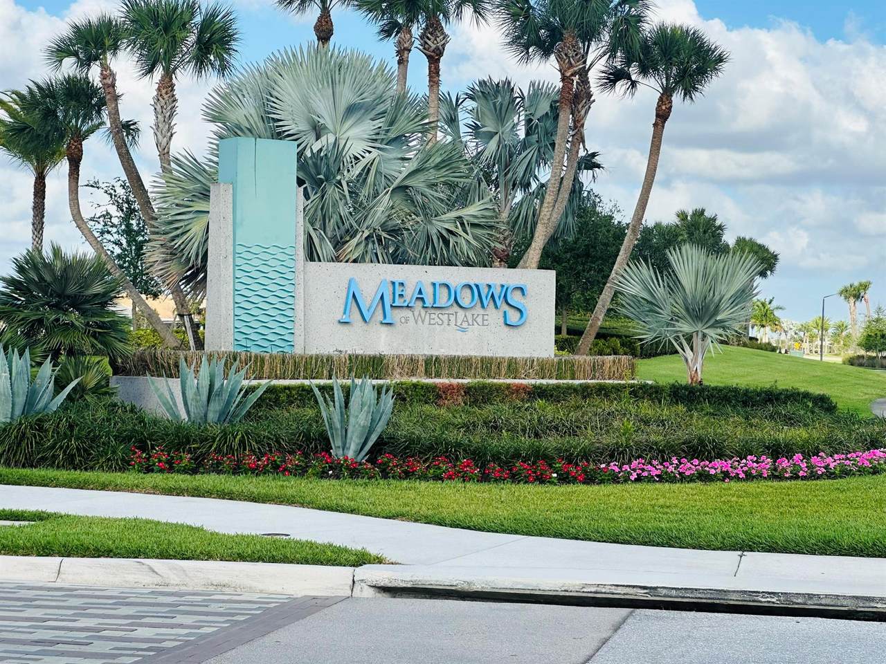 15859 Goldfinch Circle - Photo 1