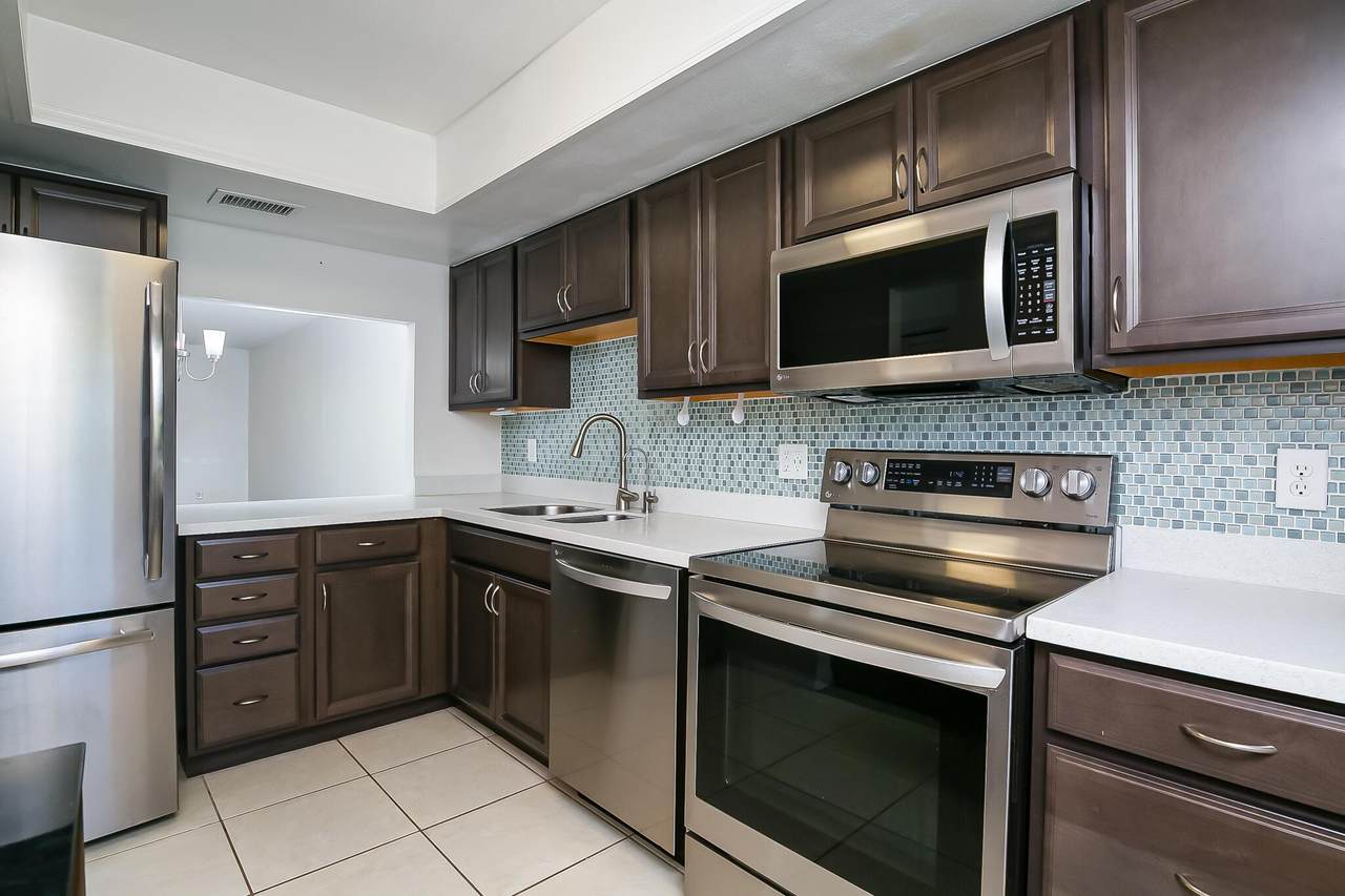 1151 Carlton Court - Photo 1