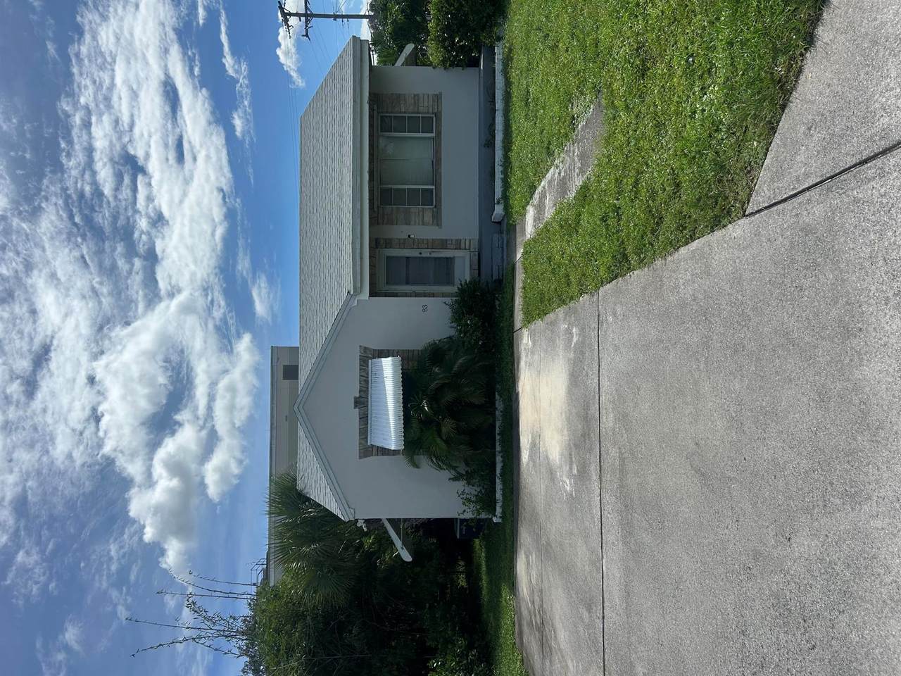 83 37th Street - Photo 1