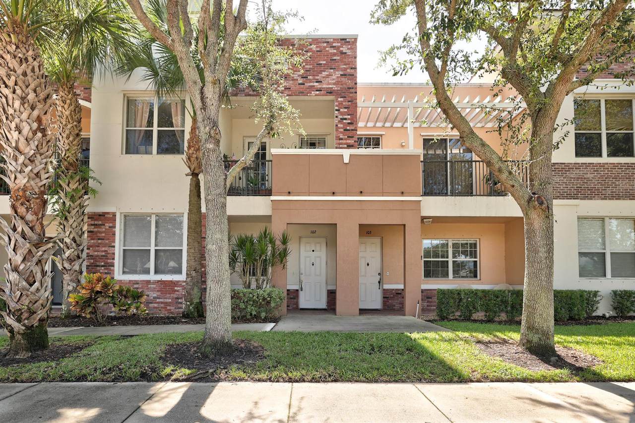 10560 Stephanie Way - Photo 1