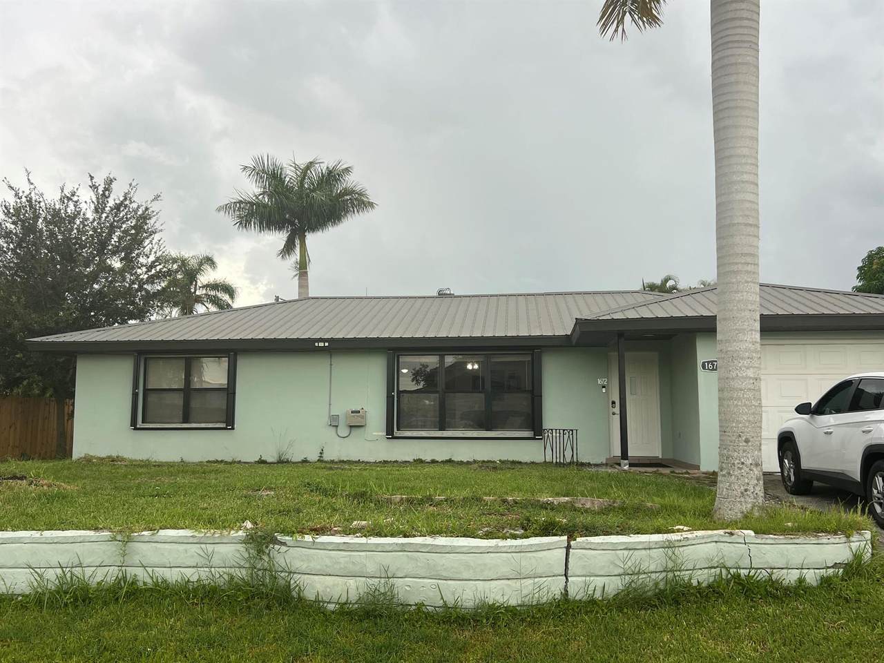 1672 Schleicher Lane - Photo 1