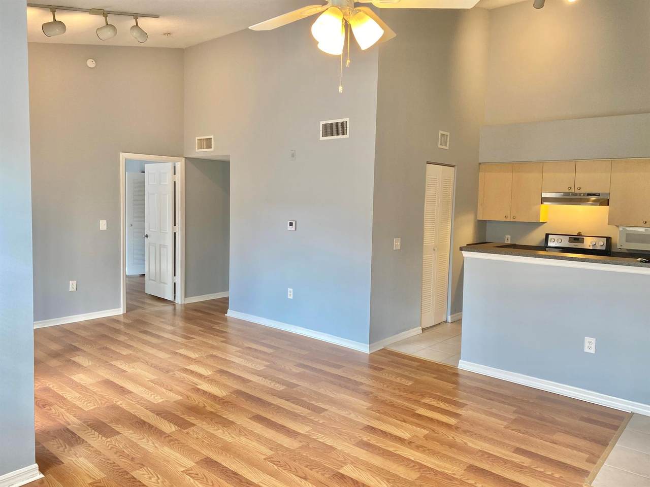 4241 San Marino Boulevard - Photo 1