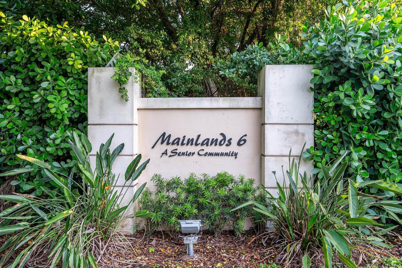 4915 52nd Court - Photo 1