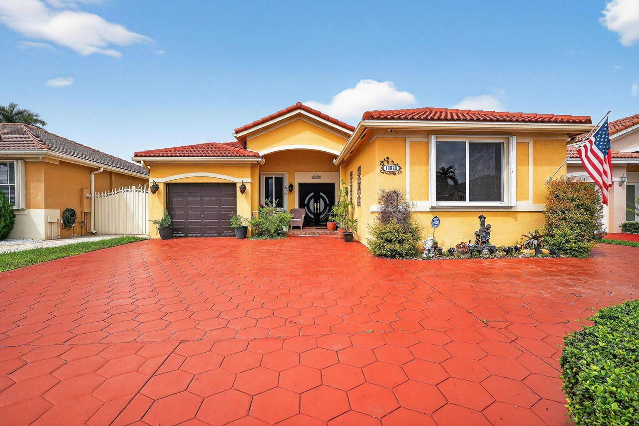 19828 81st Place - Photo 1