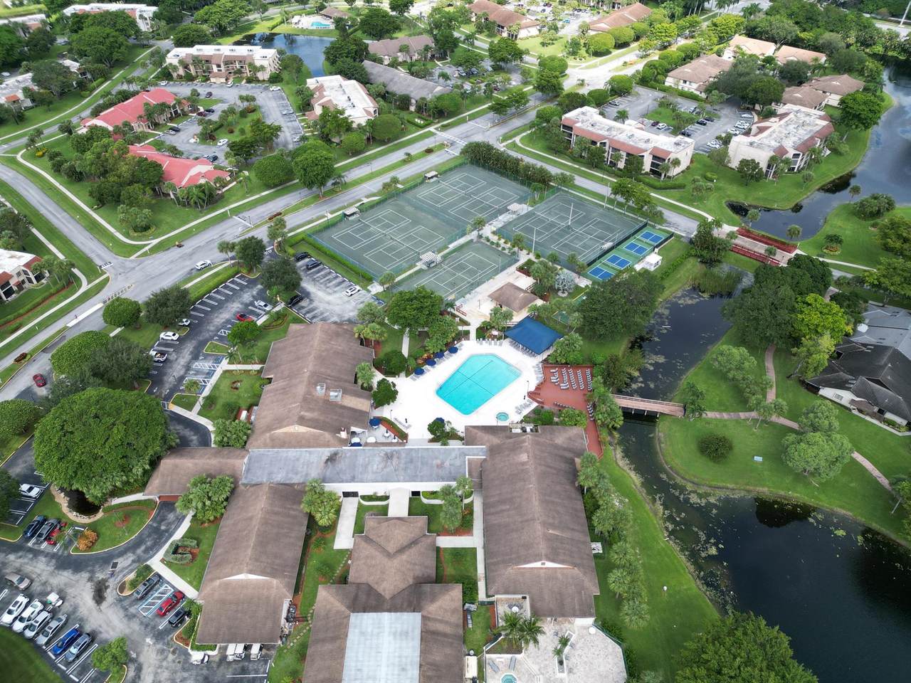 10110 Cedar Point Boulevard - Photo 1