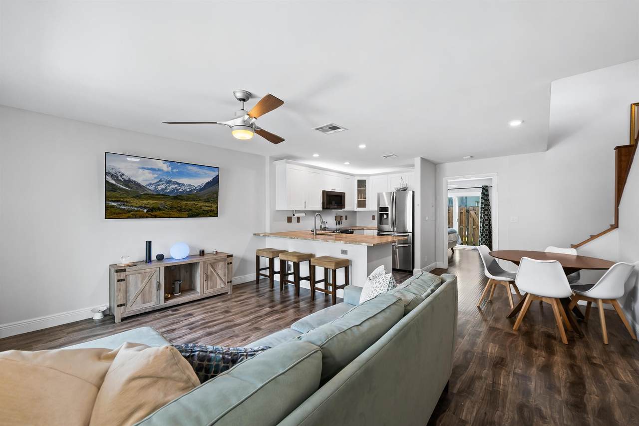 1320 Cypress Way - Photo 1