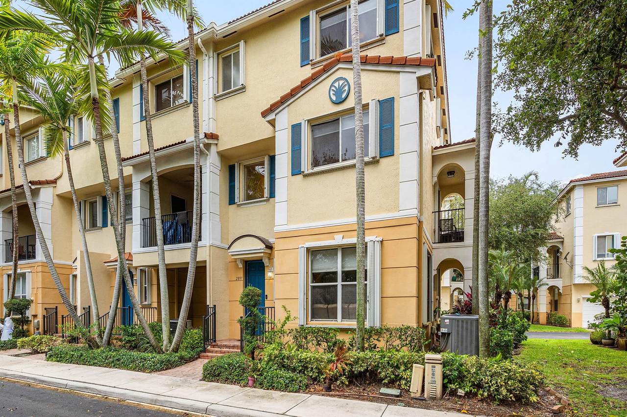 2897 Greenleaf Circle - Photo 1