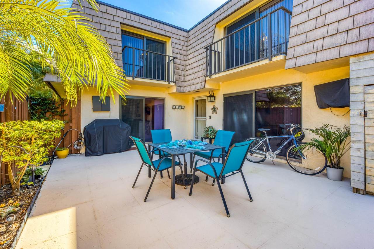 141 Ocean Cove Drive - Photo 1