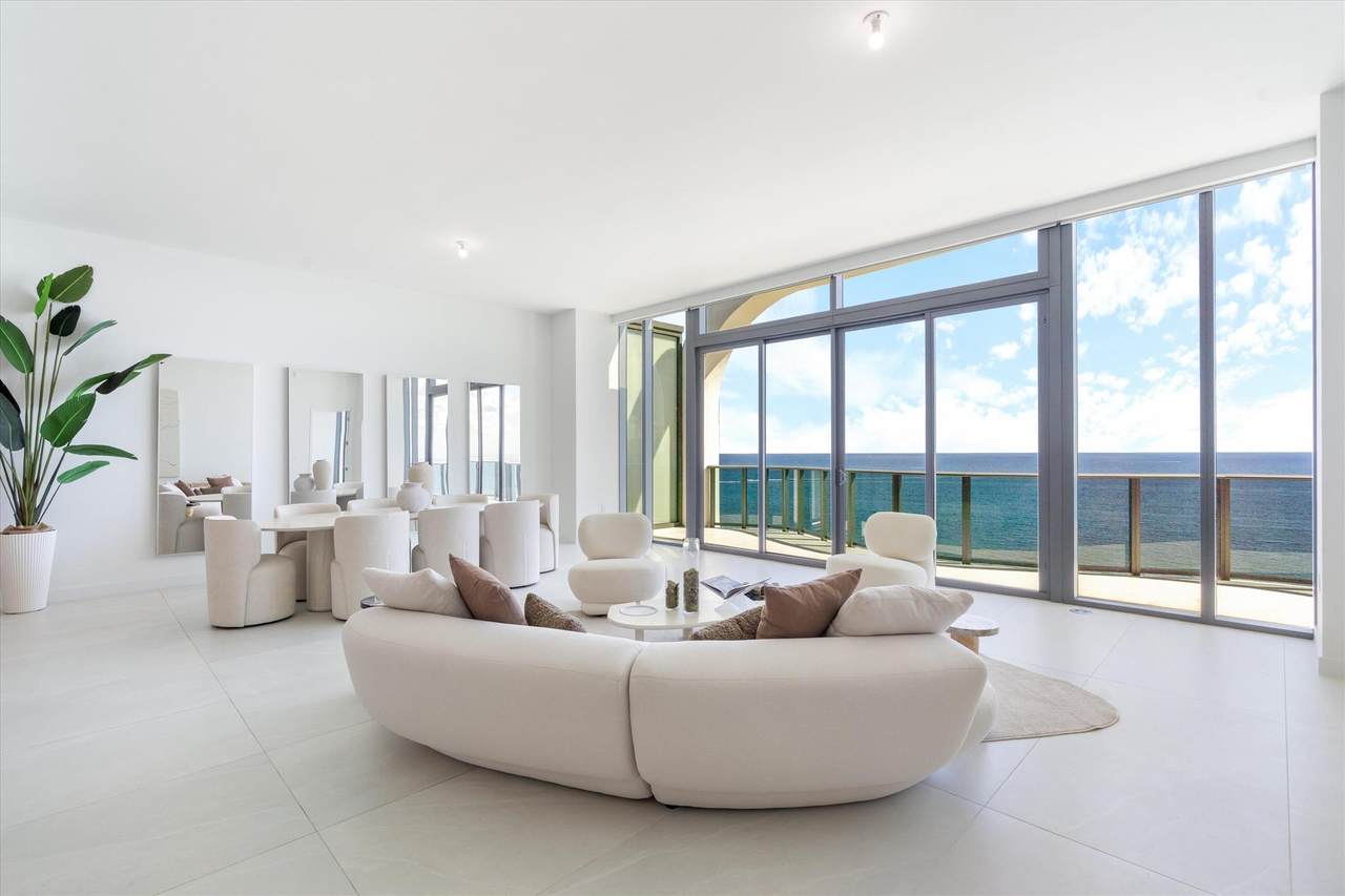 https://bt-photos.global.ssl.fastly.net/beaches/1280_boomver_1_R11135260-2.jpg