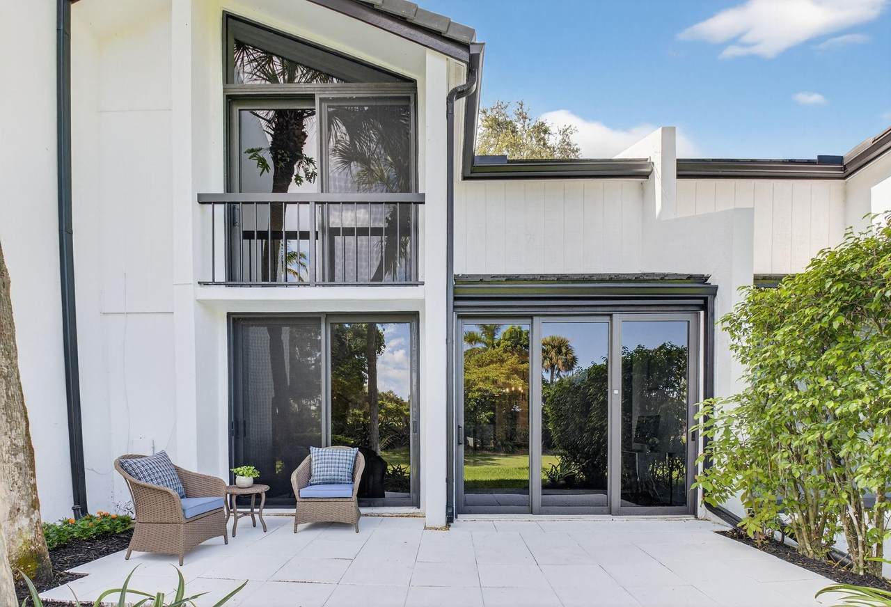 3802 Bridgewood Drive - Photo 1