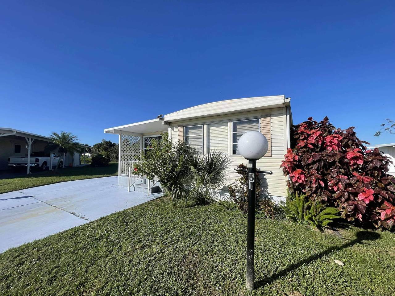 1601 Us Highway 441 - Photo 1