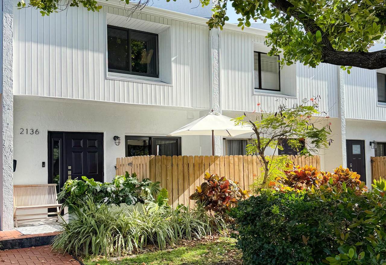 2136 44th Street - Photo 1