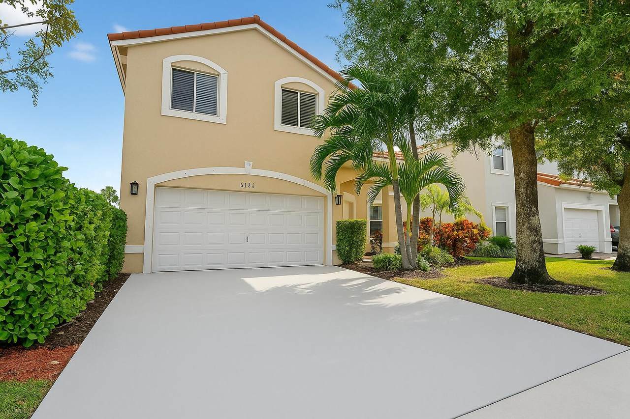 6164 Willoughby Circle - Photo 1