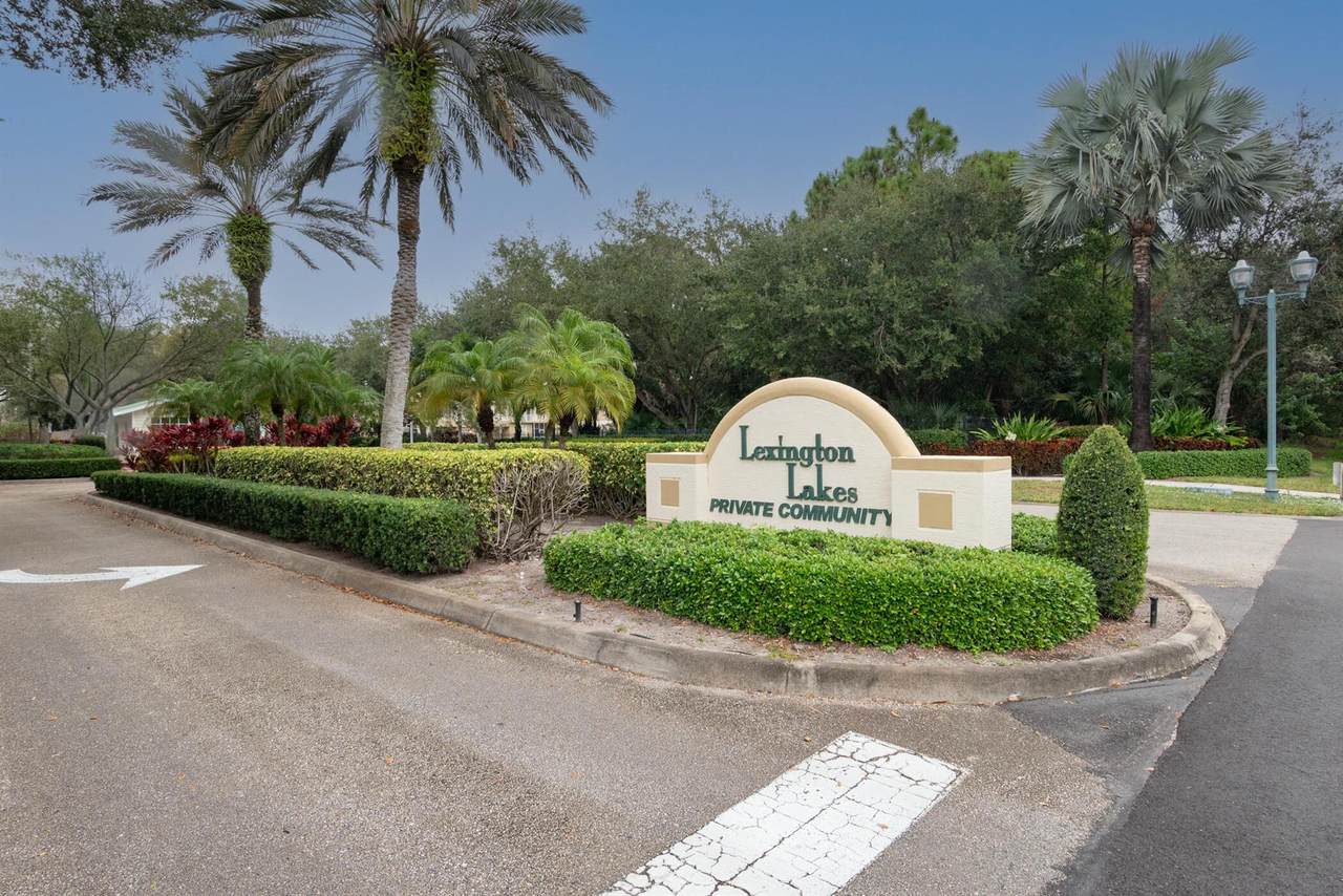 1600 Sheffield - Photo 1