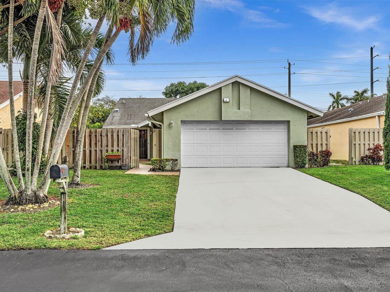 1045 18th Avenue - Photo 1