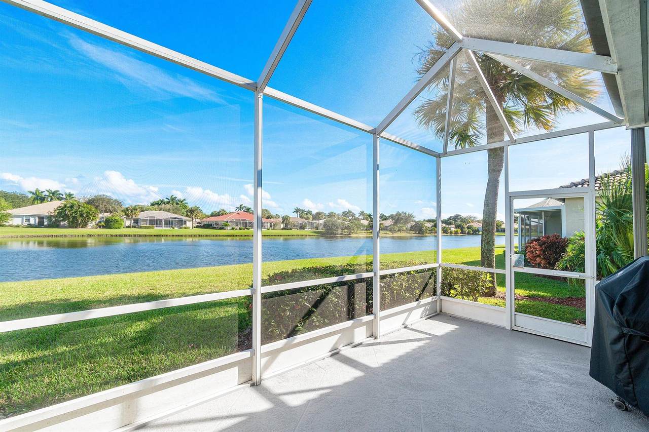 10605 Royal Caribbean - Photo 1