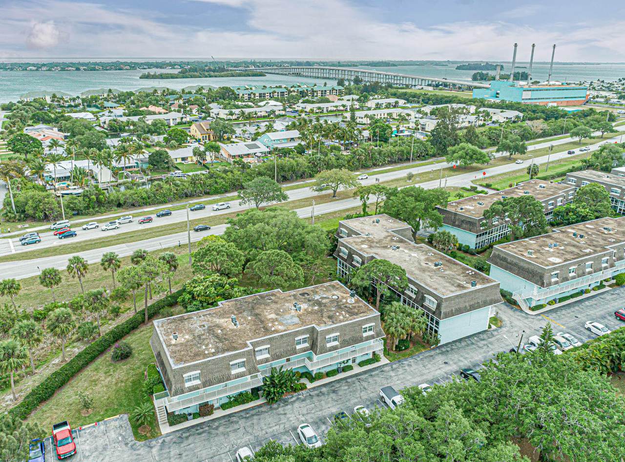 1901 Indian River - Photo 1