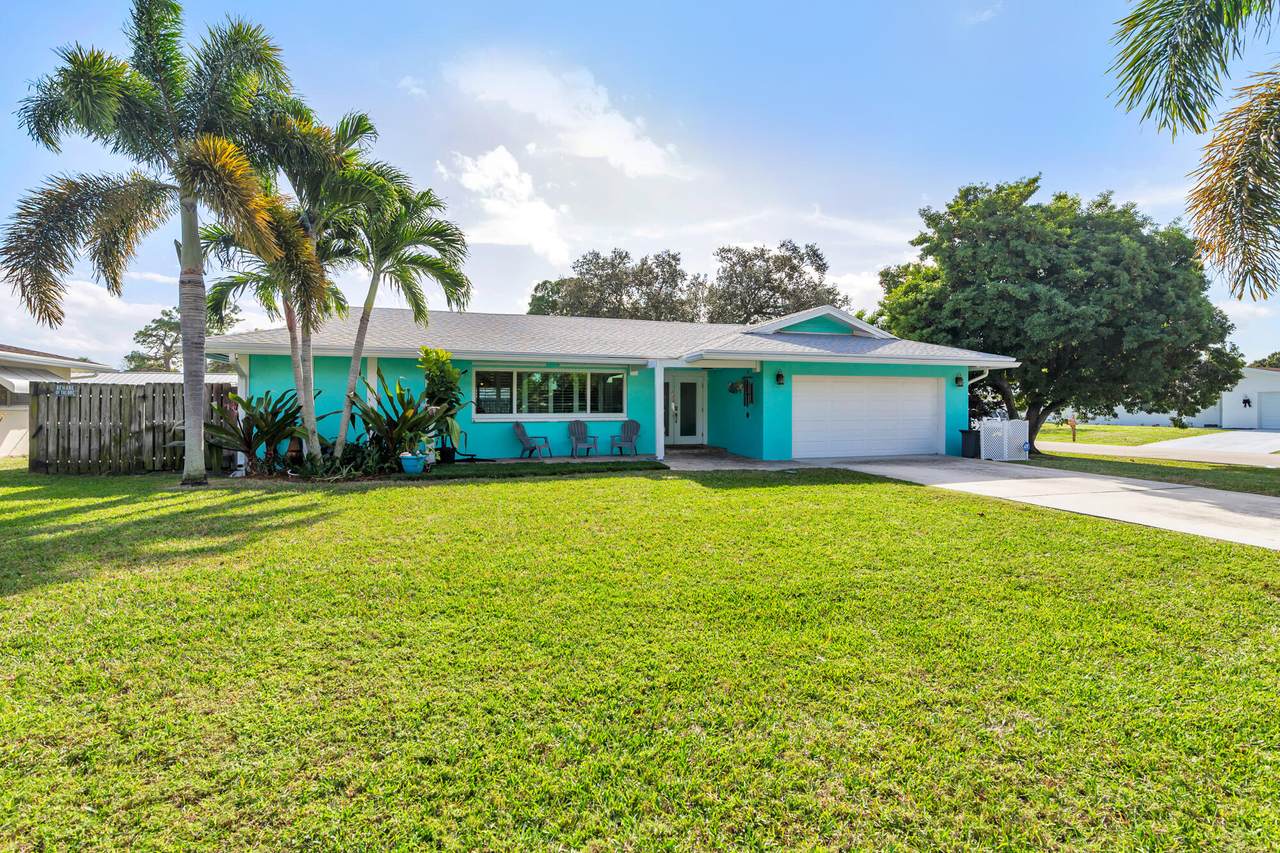 4244 Hyacinth Circle - Photo 1