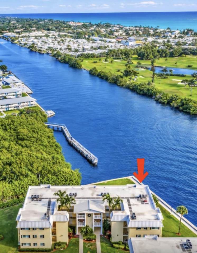 1 Colonial Club - Photo 1