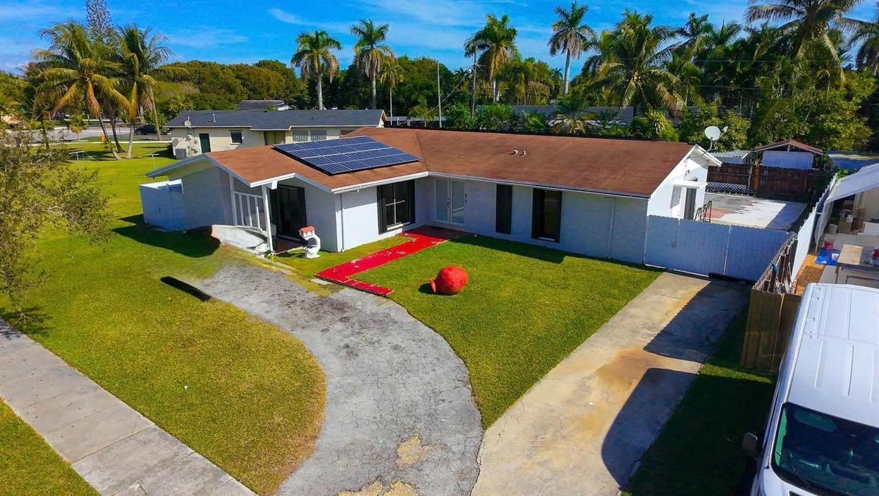 18933 96th Avenue - Photo 1