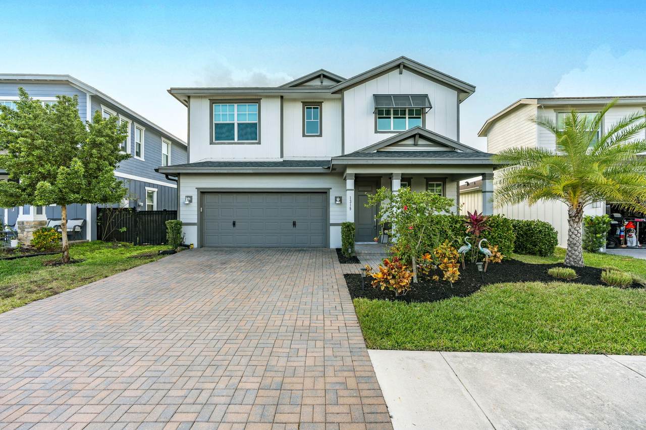 1319 Arrowhead Point Road - Photo 1