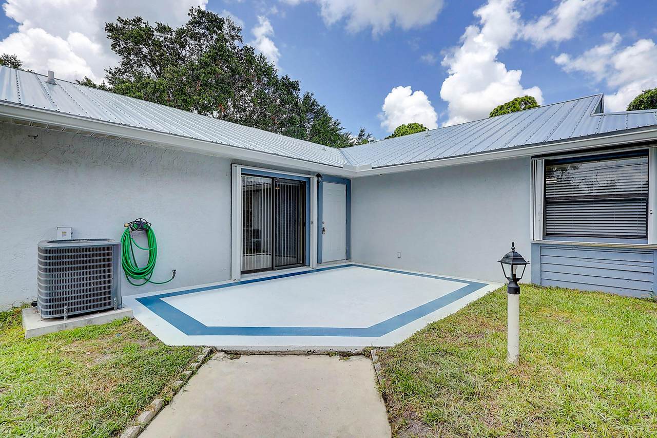 2906 Port St Lucie - Photo 1