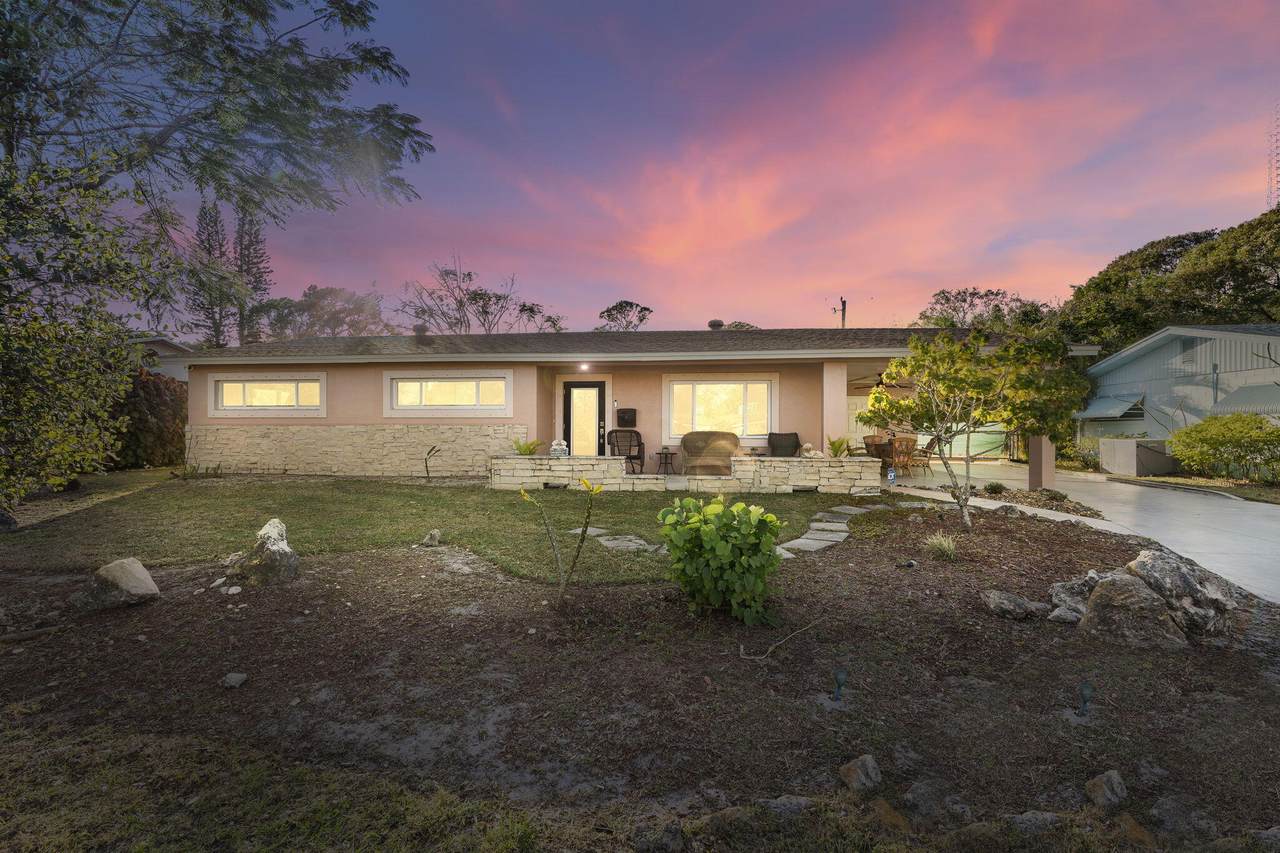 2611 29th Street - Photo 1