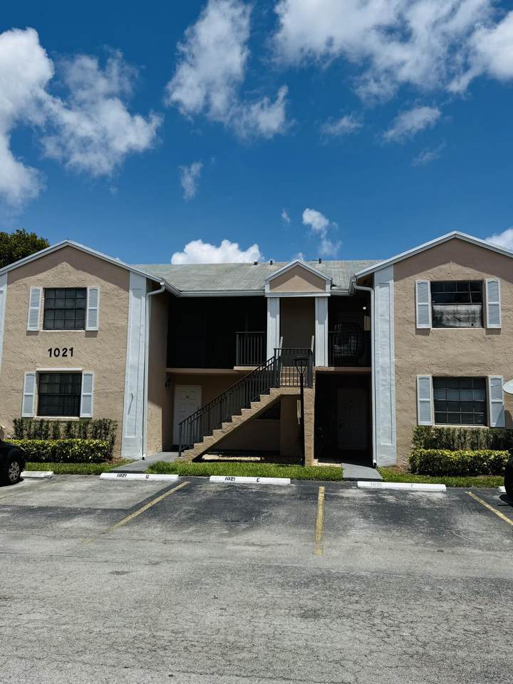 1021 Adams Avenue - Photo 1