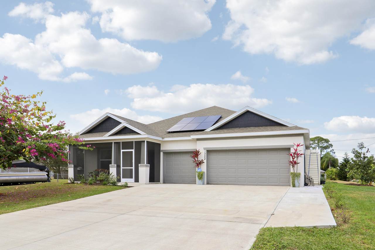 1302 Naples - Photo 1