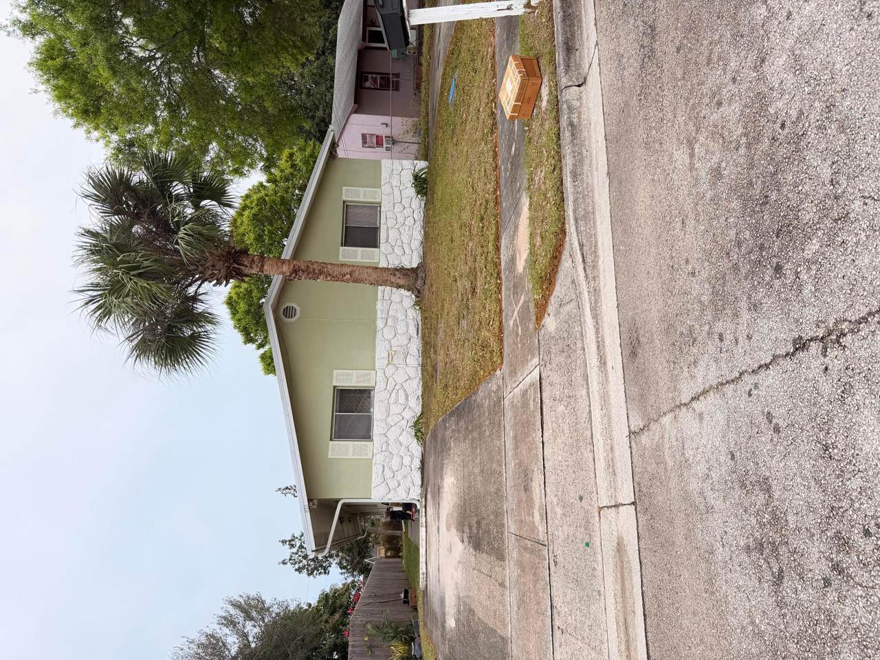 812 24th Street - Photo 1