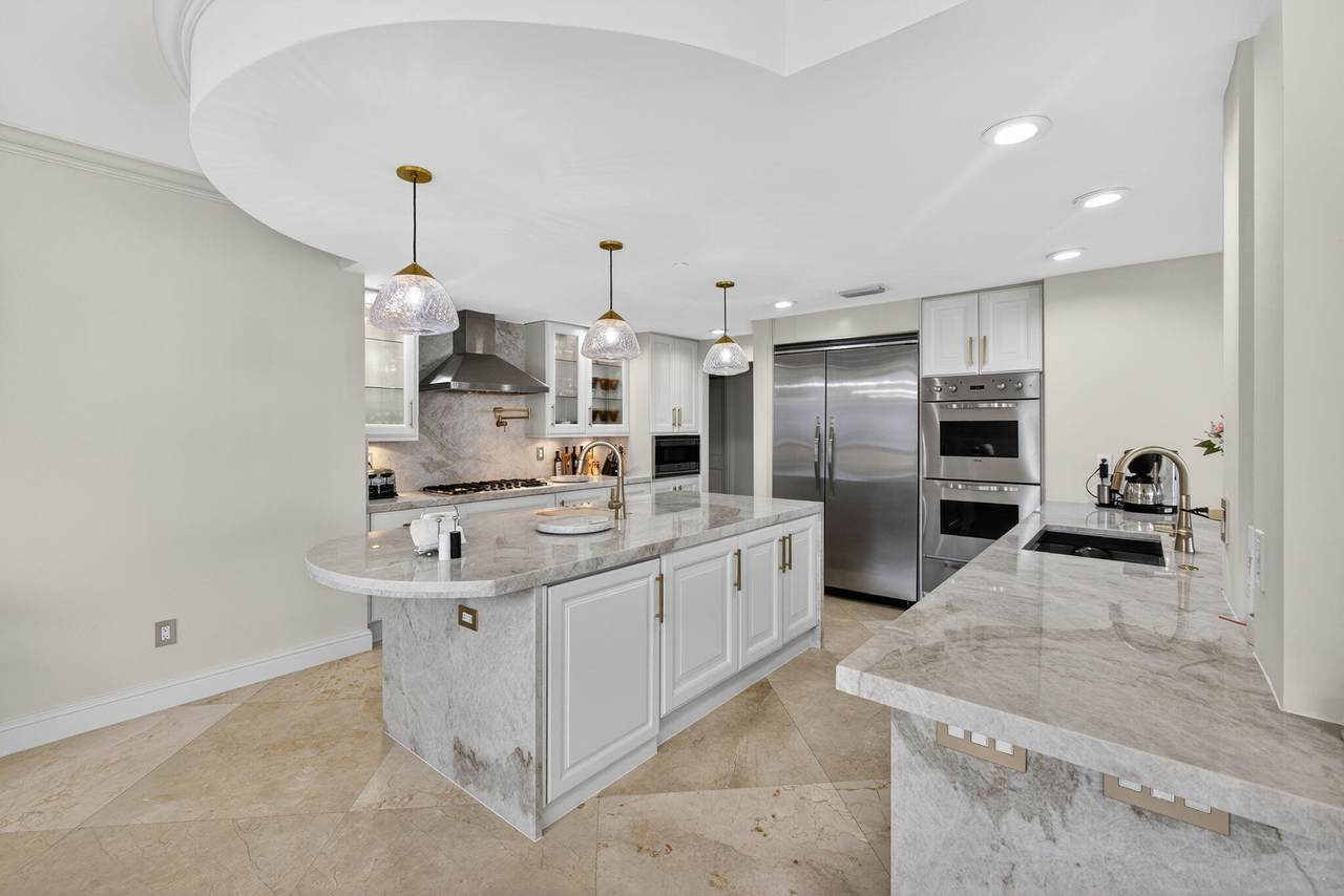 3800 Ocean - Photo 1