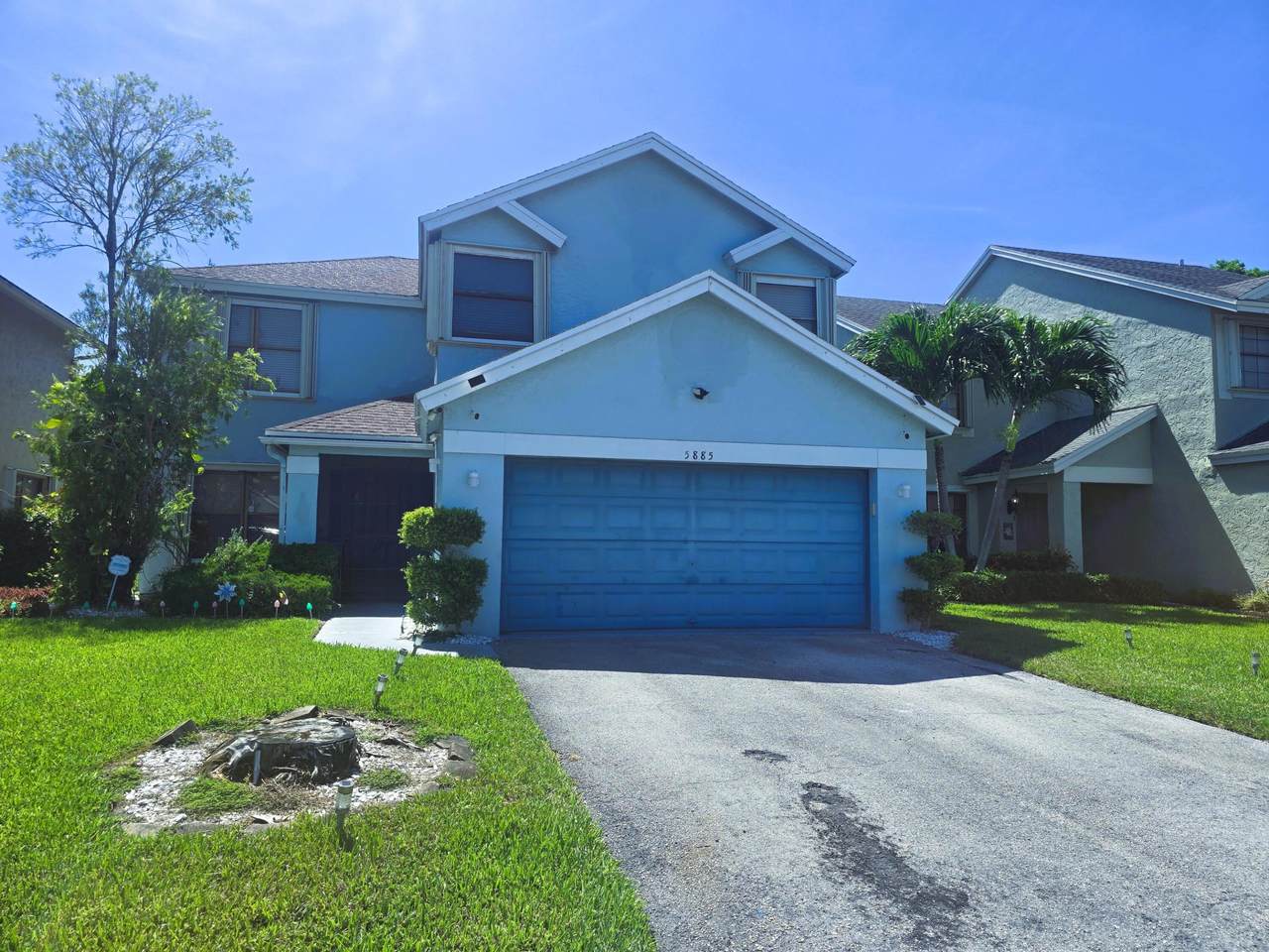 5885 Northpointe - Photo 1