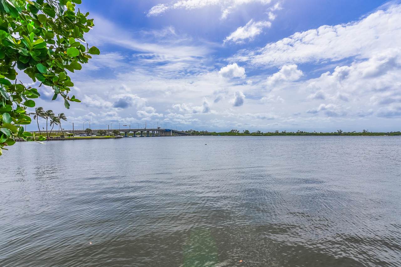 https://bt-photos.global.ssl.fastly.net/beaches/1280_boomver_1_R11160741-2.jpg