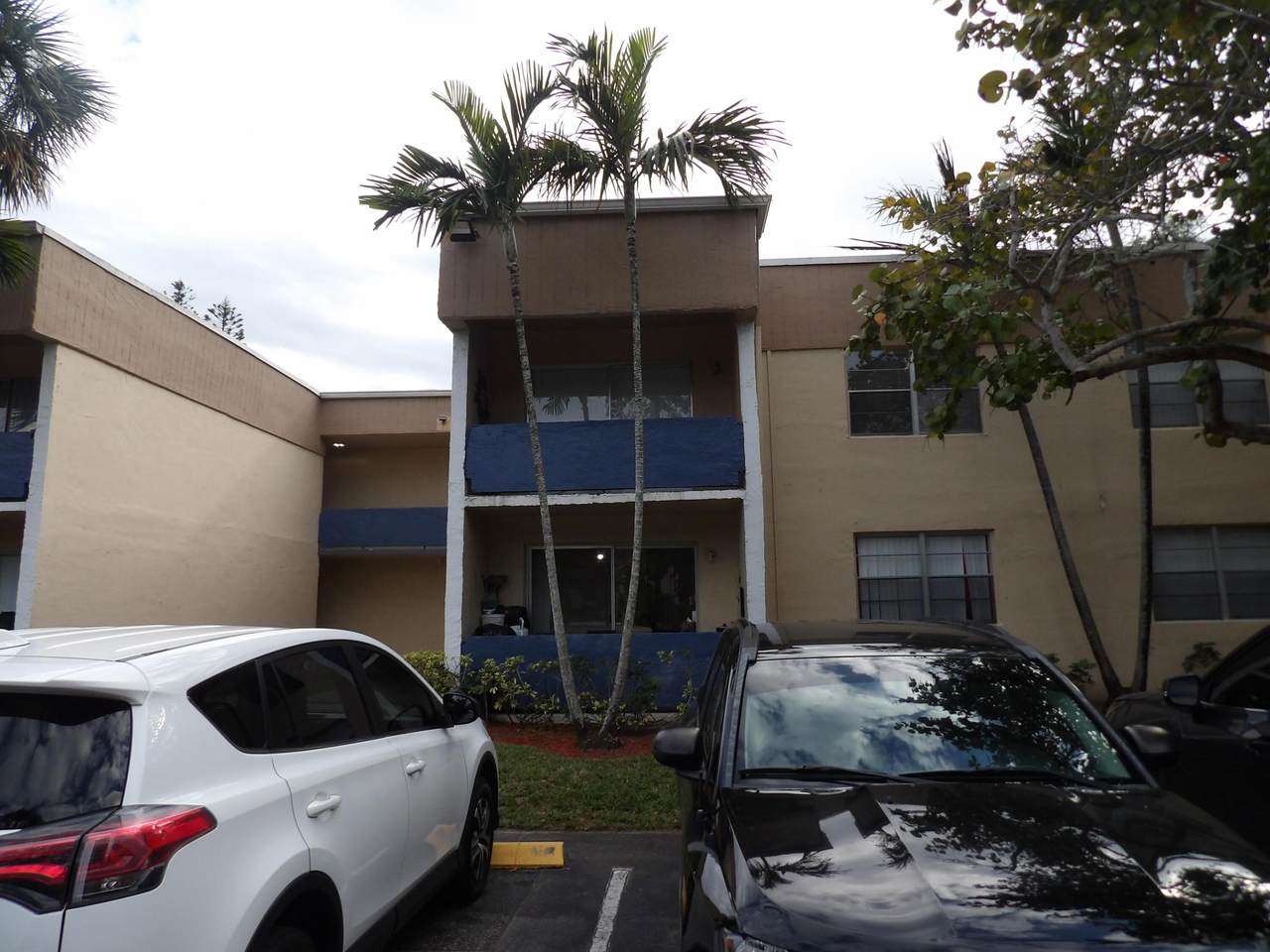 201 Bonnie - Photo 1