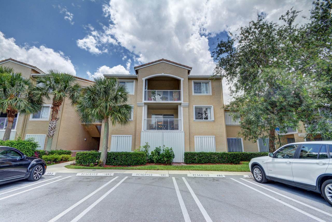278 Village Boulevard - Photo 1