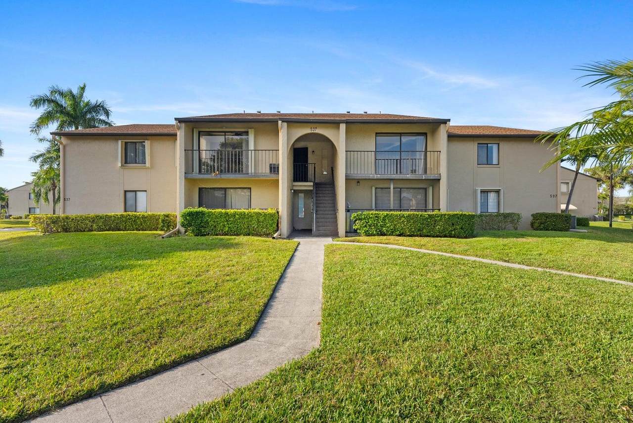 537 Shady Pine Way - Photo 1