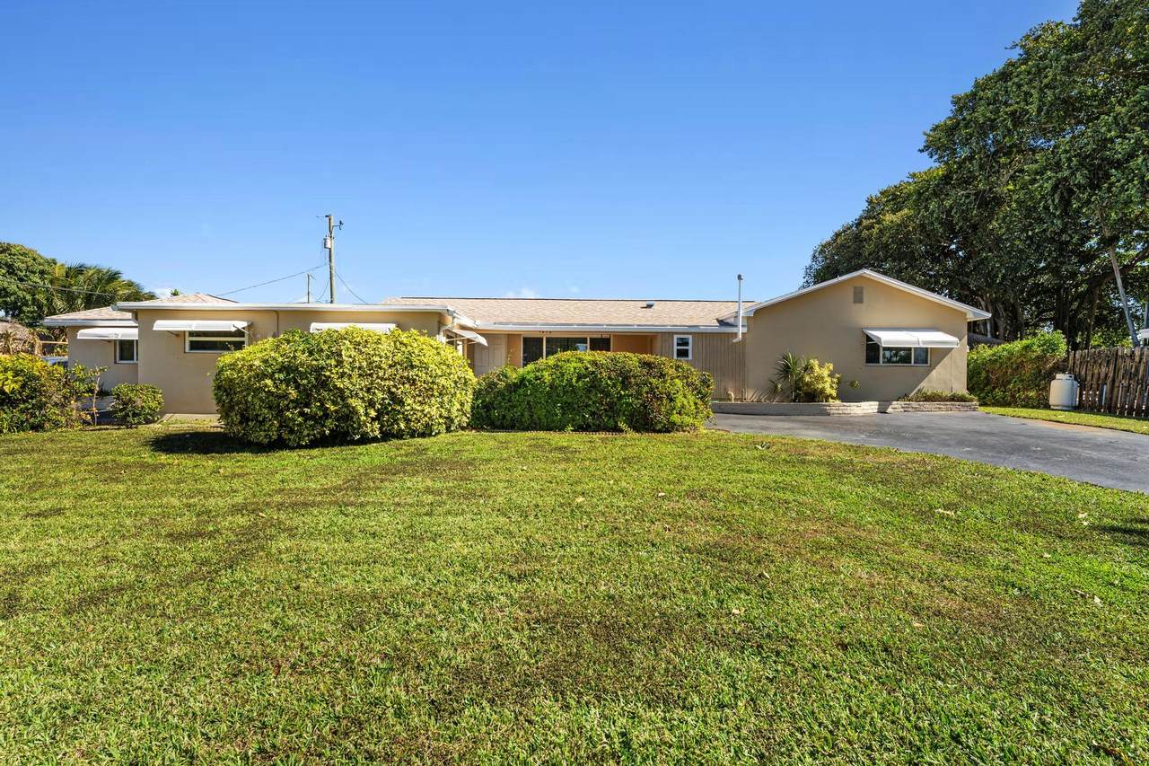 1812 High Ridge Road - Photo 1