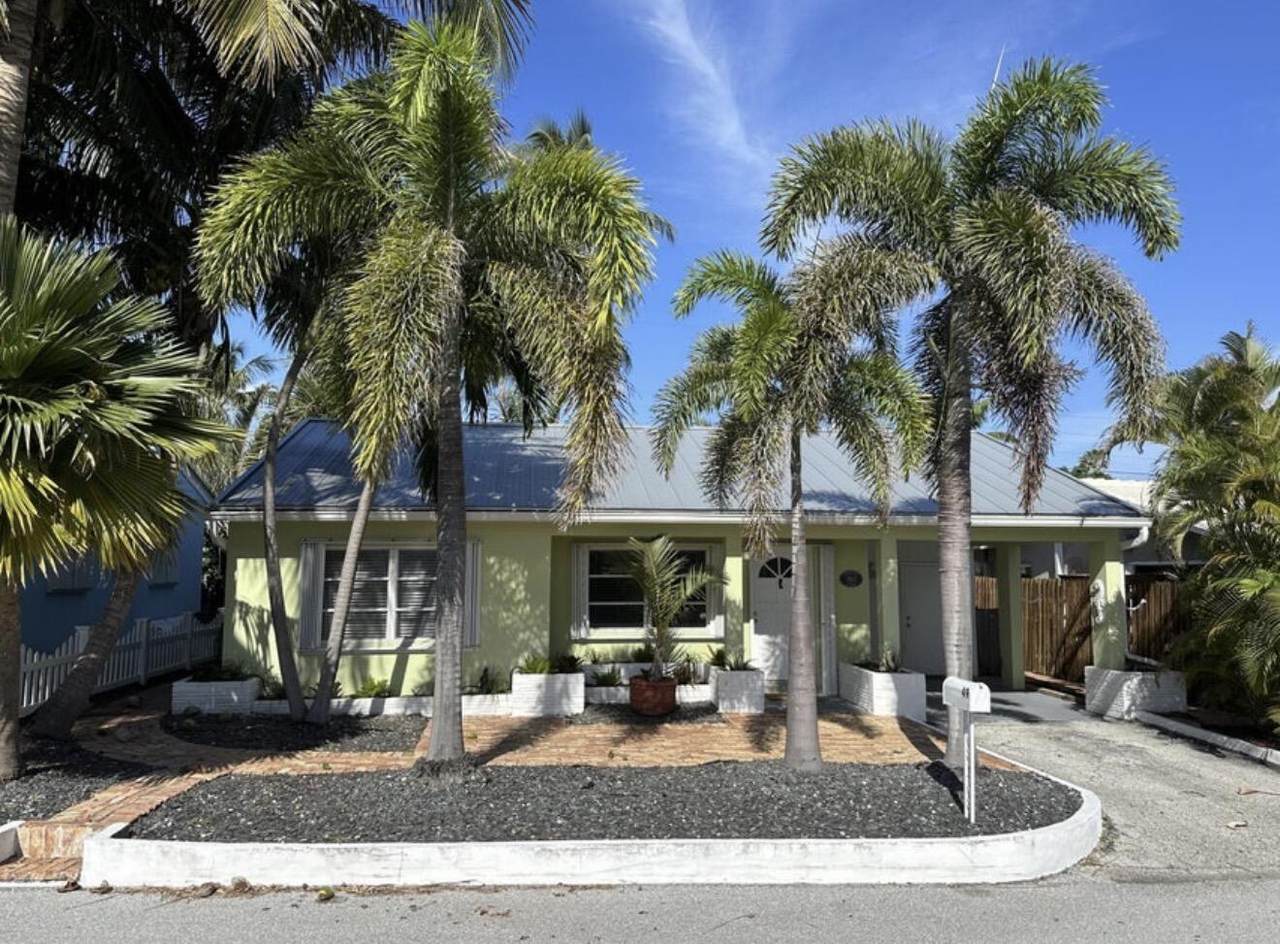 49 Douglas Drive - Photo 1