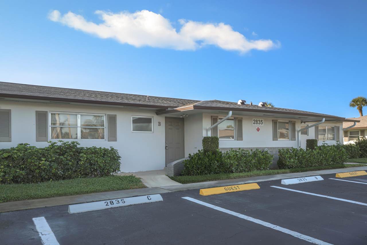 2835 Crosley Drive - Photo 1