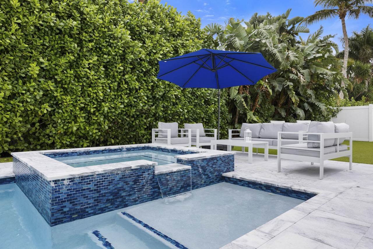 52 Pinehill Trail - Photo 1
