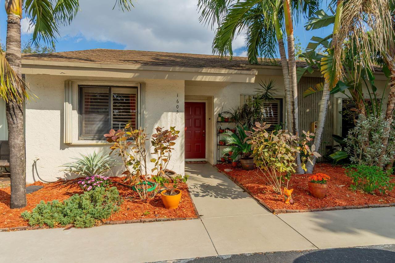 3096 Oakland Forest Drive - Photo 1
