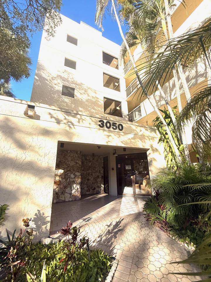 3050 42nd Avenue - Photo 1