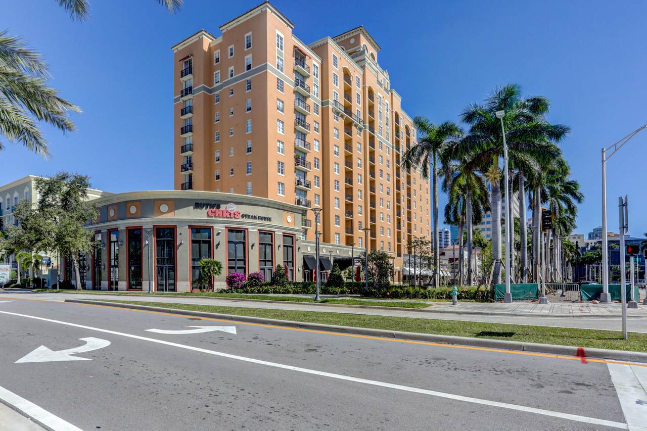 651 Okeechobee Boulevard - Photo 1