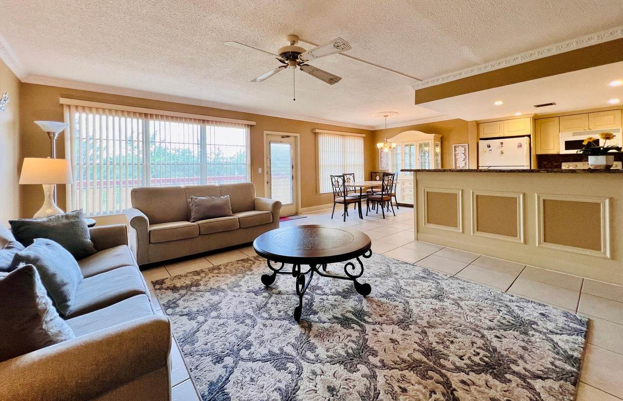 306 Wellington L - Photo 1