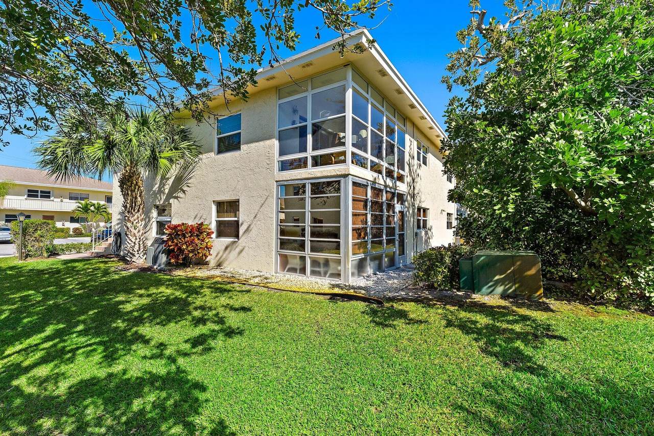 2950 Ocean Blvd. - Photo 1